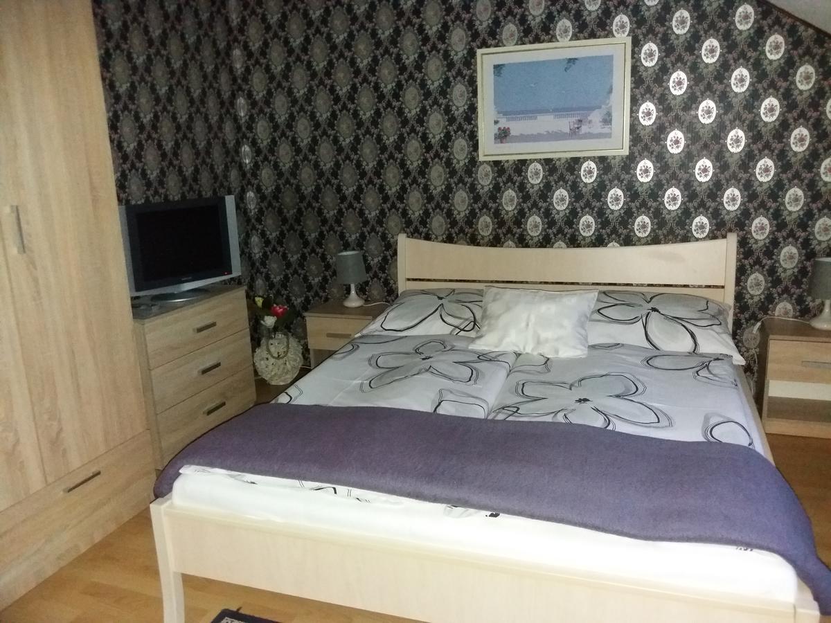 Kaiser Apartman Heviz Exterior foto